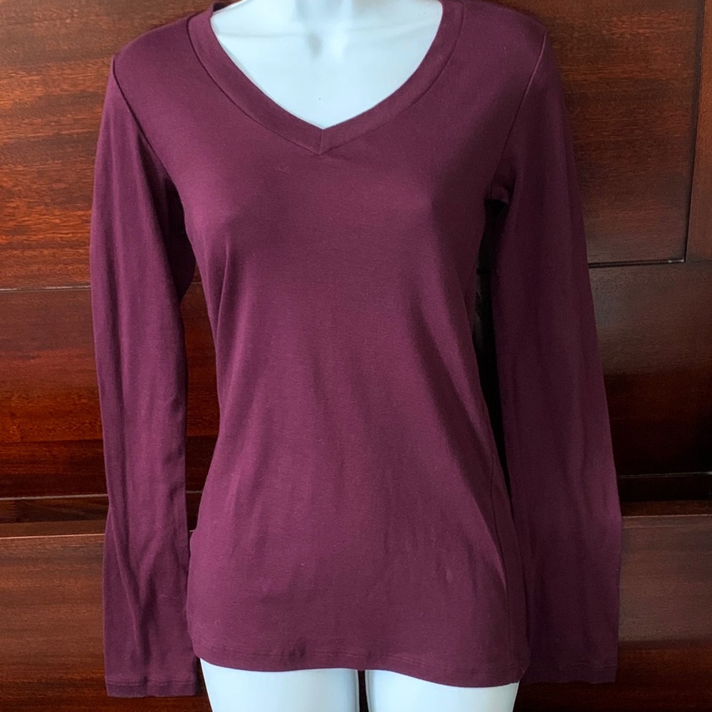 1 SML, 1 MED Burgundy Bella Long Sleeve T-shirt